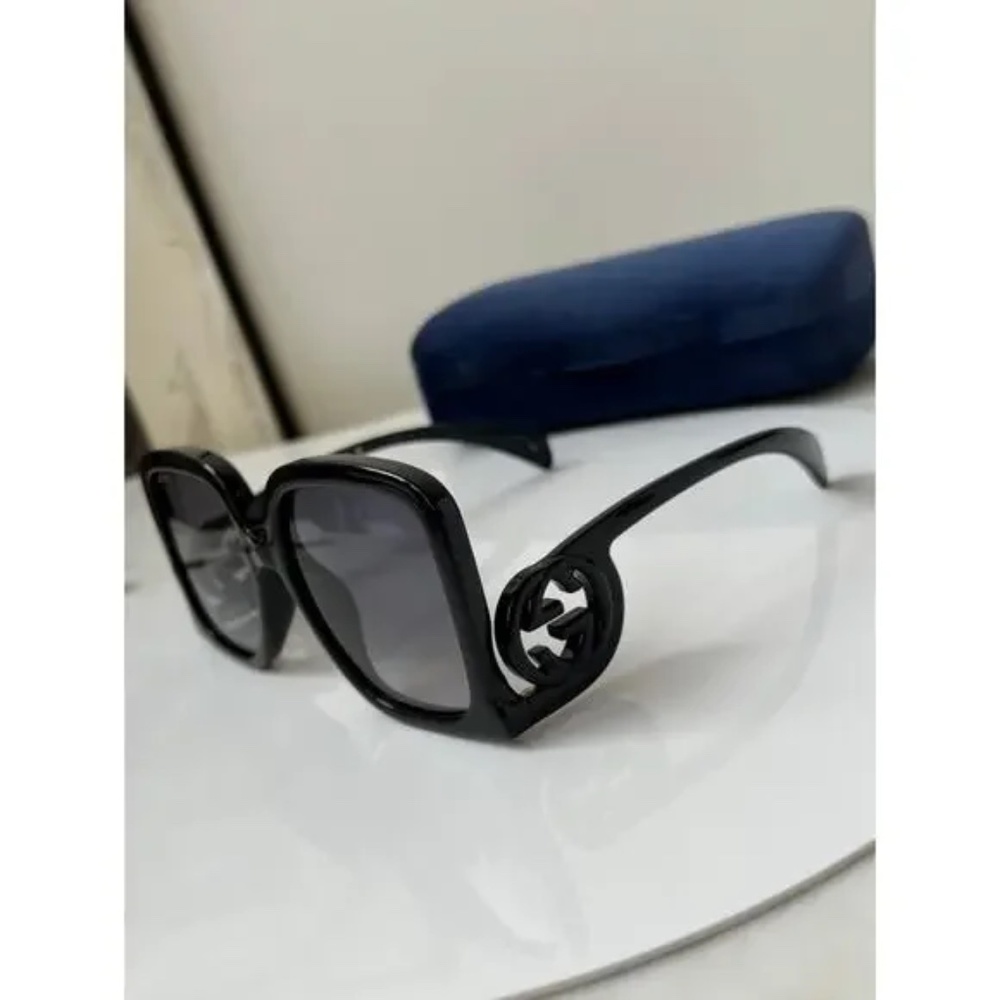 GUCCI OVERSIZED SQUARE SUNGLASSES IN BLACK NWT - Picture 7 of 15